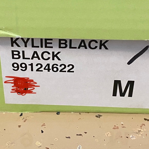 NEW Sarah Jayne Black Ankle Boots Booties Zip Up - Picture 8 of 8